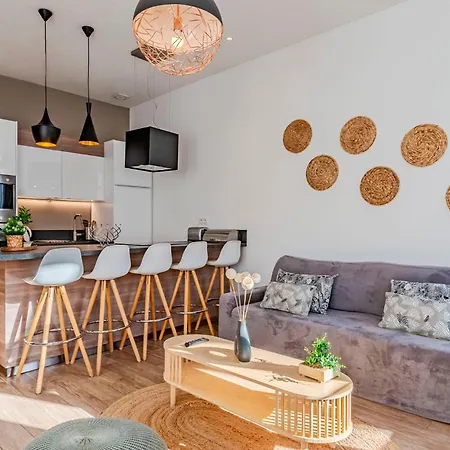 Διαμέρισμα Totolulu Luxury *