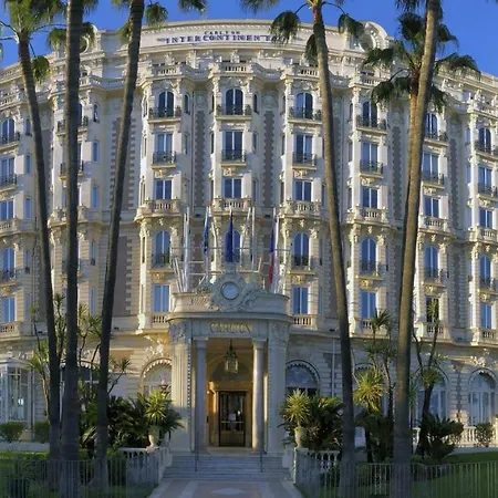 Totolulu Yellow Corner Apartment Cannes