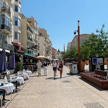 Fabulous 2br - Prime Location, Walk To Croisette & Palais - By Totolulu Yellow Corner Apartment *