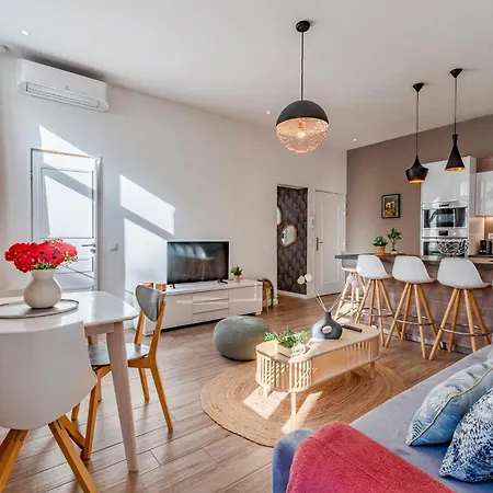 Lägenhet Fabulous 2br - Prime Location, Walk To Croisette & Palais - By Totolulu Yellow Corner